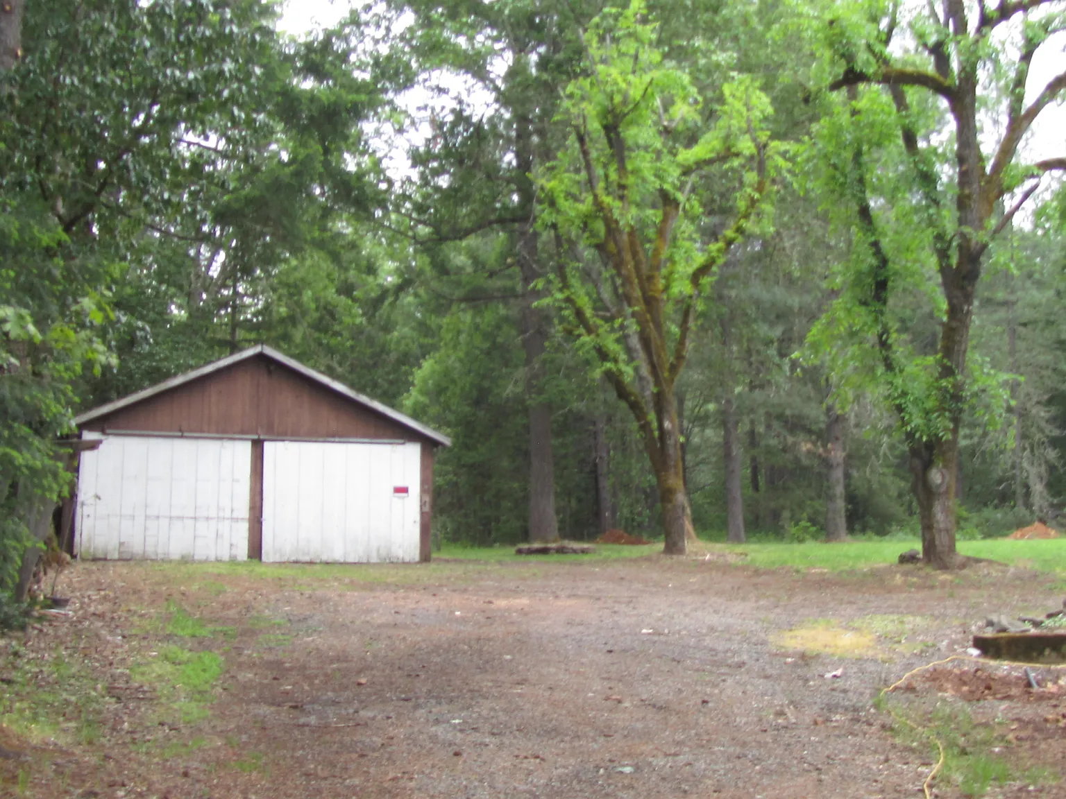 17558 Redwood Hwy photo 1