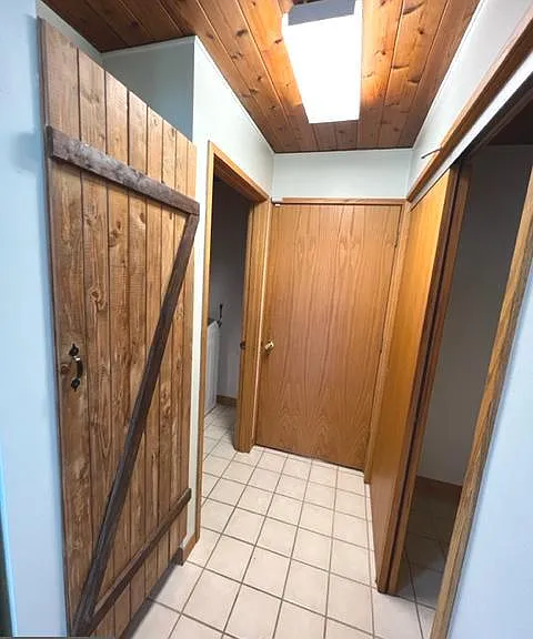 1538 Trough Rd — Photo 19
