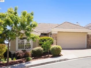685 Via Rialto, Oakland, CA 94619