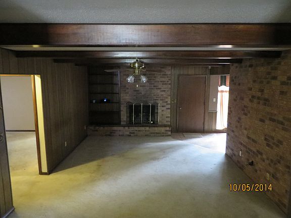 Family room view from entry