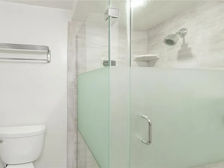 333 Junipero Ave #2B — Photo 9
