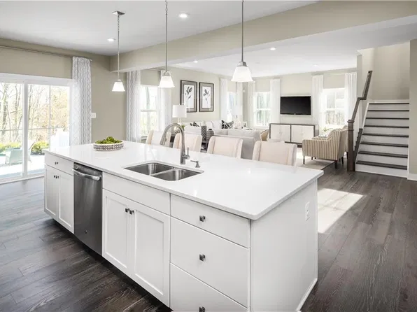 306 Pocosin Path, Poquoson, VA 23662