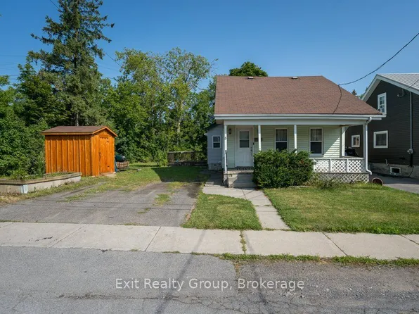 8 Ridley St E, Belleville, ON K8P 1X9