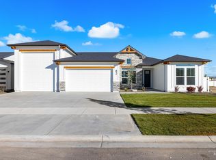 82 E Jarvis St, Meridian, ID 83642