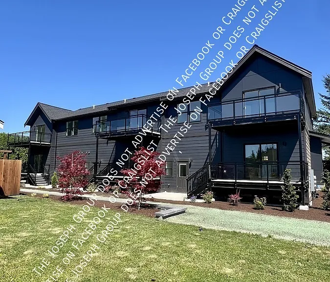 1351 Bradley Ct #B — Photo 23
