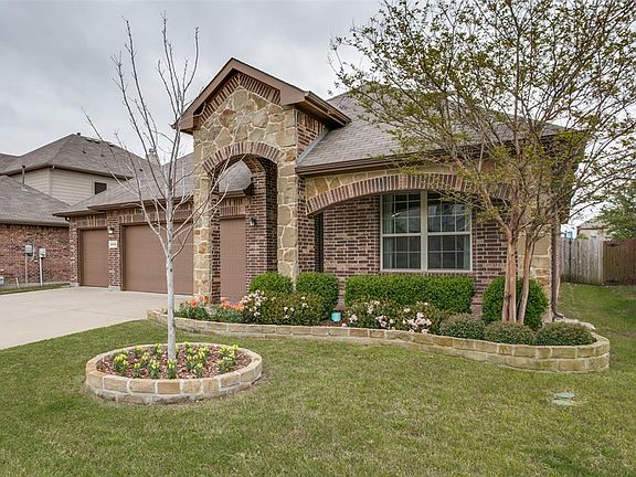 2nd image of 9452 Cypress Lake Dr