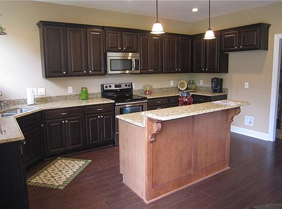 4th image of 1001 Thistle Ct Lot 46