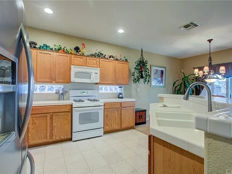 1411 Esplanade Dr — Photo 15