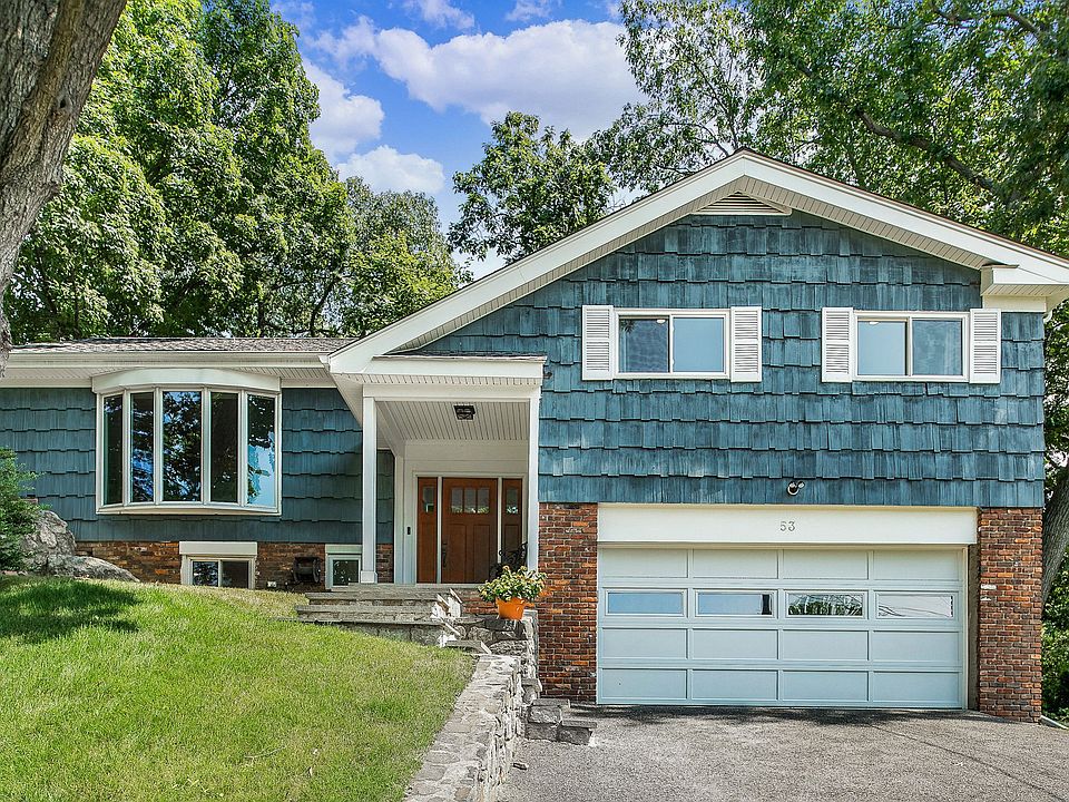 53 Spencer Dr New Rochelle, NY (02 of 22).jpg