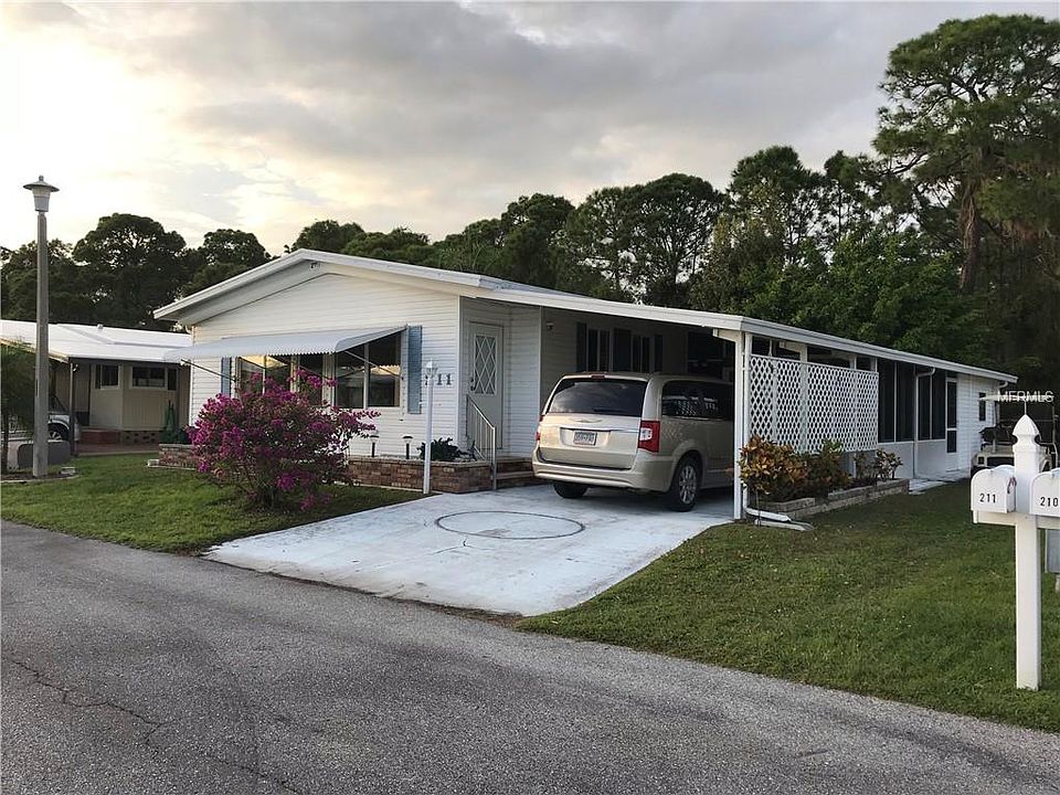 2nd image of 211 N Fiji Cir