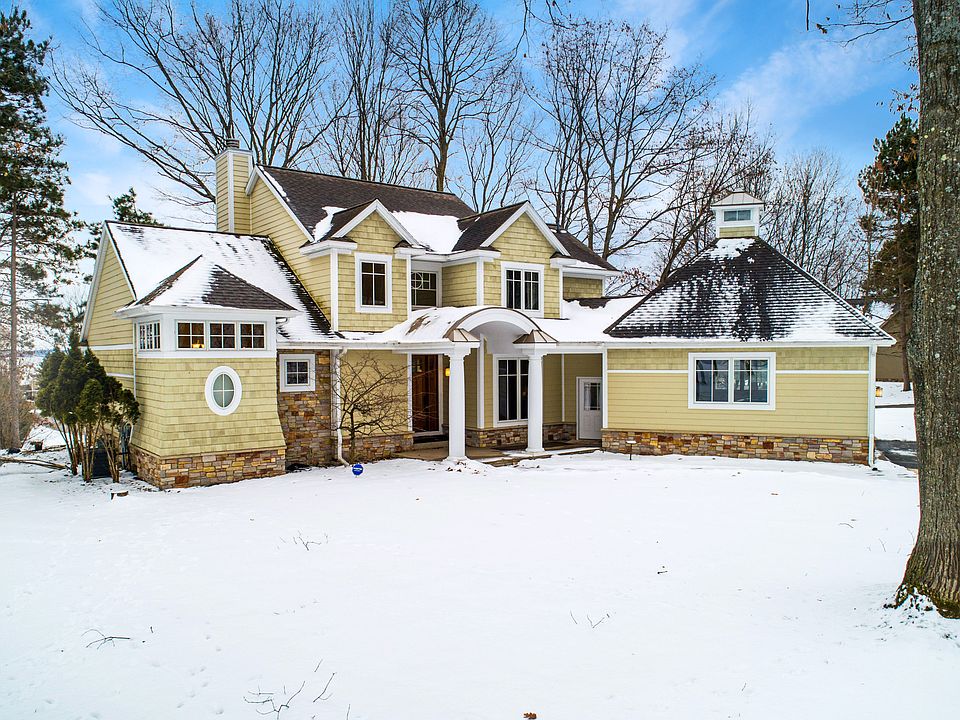5548 S Spyglass Ridge Dr, Suttons Bay, MI 49682 Zillow