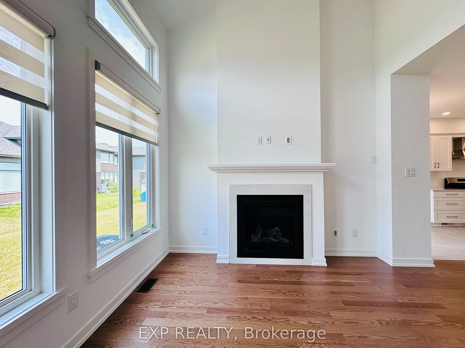 3 bed, $2,900 — Photo 2