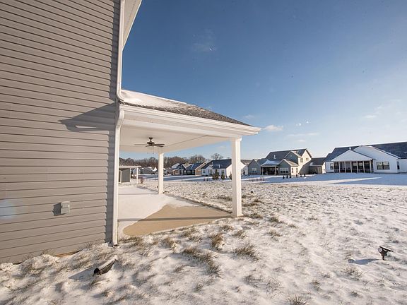 4th image of 5359 Daffodil Dr