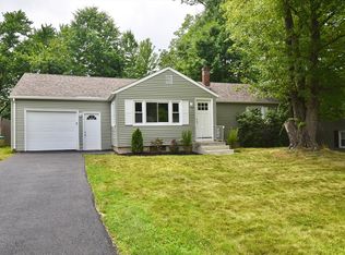 148 Knollwood St, Springfield, MA 01104