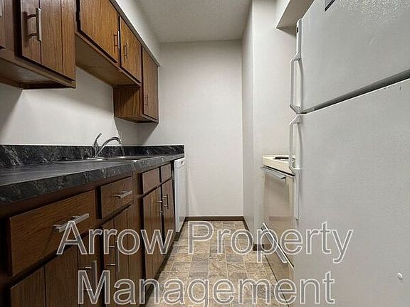 4th image of 1421 D St APT 8