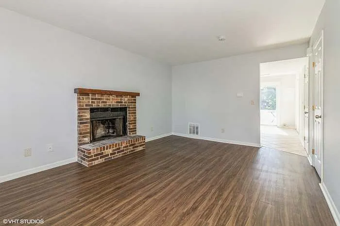 1259 Marywood Ct — Photo 4