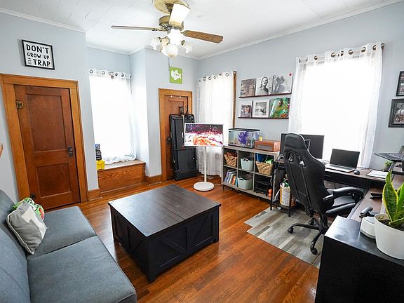 5th image of 1423 Jackson St