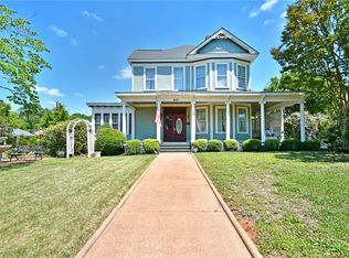 902 W Market St, Anderson, SC 29624