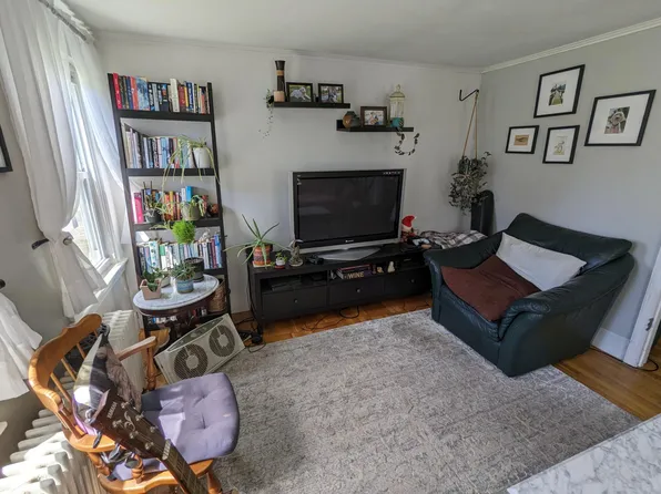 140 Grove St, Melrose, MA 02176