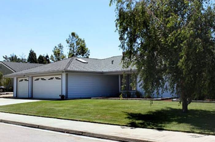 1st image of 1126 Village Dr