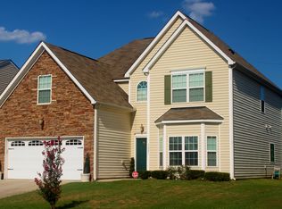 5221 Heather Ridge Ln, Raleigh, NC 27610