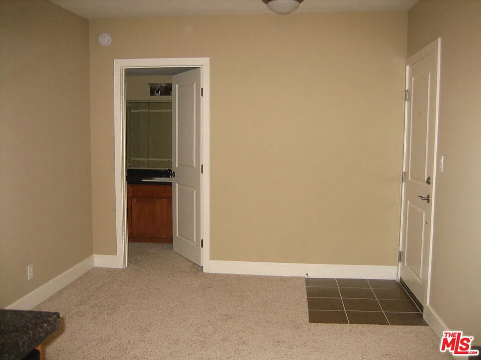 1 bed, 1.0 bath, 663 sqft, $2,450 — Photo 4