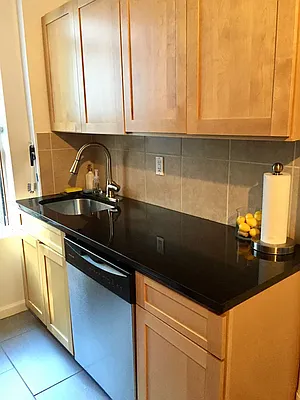 Rented by Building Equity Real Estate LLC | media 5