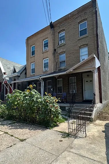 733 N 43rd St #2R — Photo 7