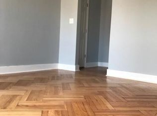 2950 Bainbridge Ave, Bronx, NY 10458