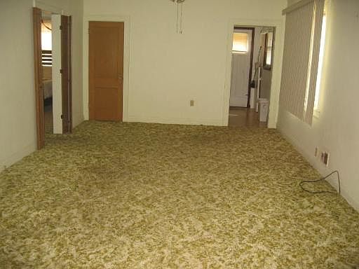 2nd image of 805 S Park St