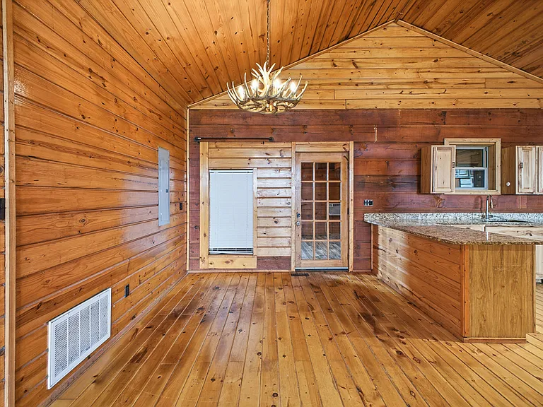 1374 County Street 2919 — Photo 14