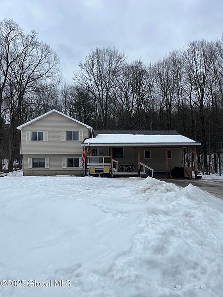 3rd image of 126 Honey Hill Lane