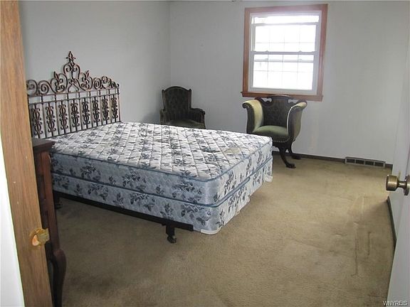 4th image of 666 W Ferry St APT 35