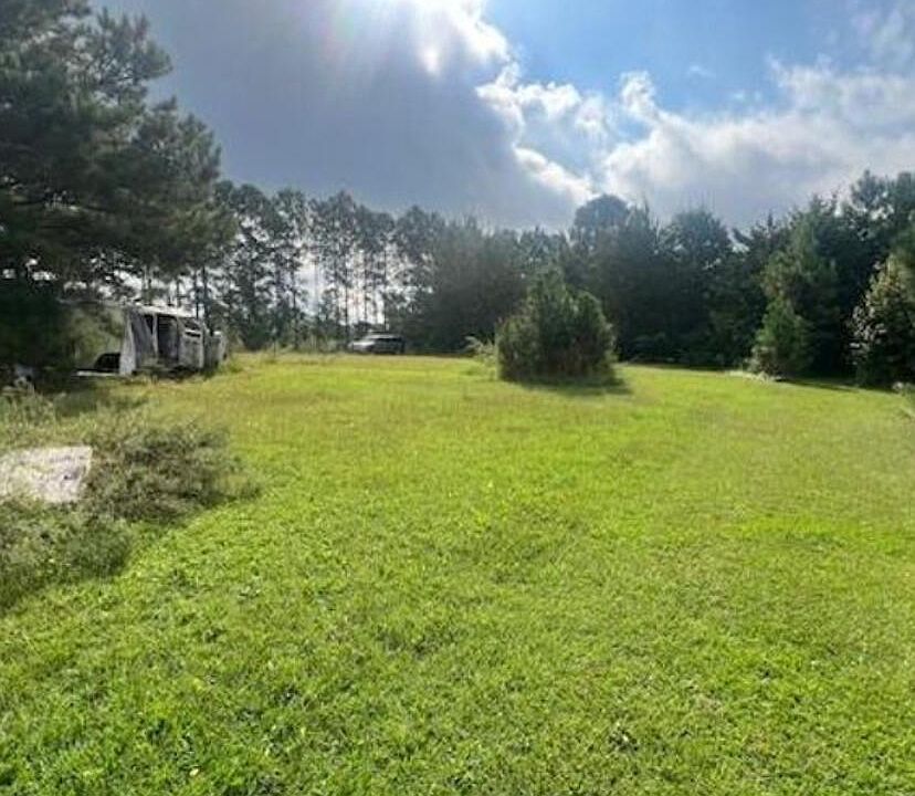 2nd image of 123 Godwin Rd #5