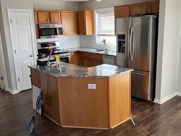 1007 Prince St — Photo 11