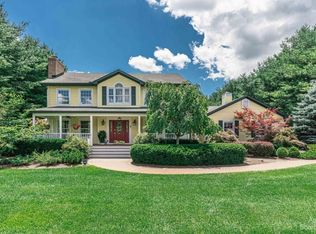 9405 York Woods Dr, Saline, MI