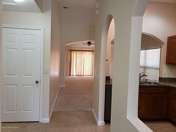 3rd image of 760 Margie Dr