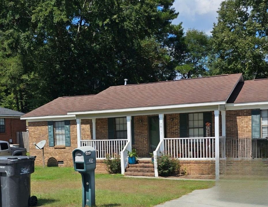 1st image of 2815 Brentway Dr
