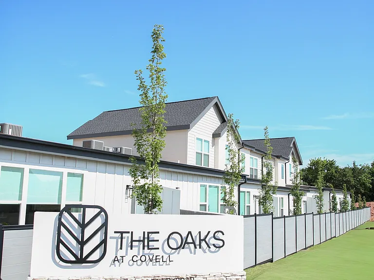 The Oaks At Covell — Photo 71