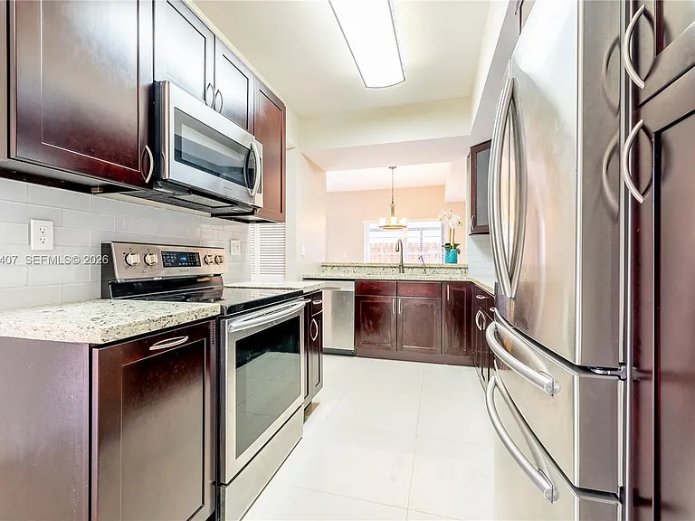 19160 NW 82nd Circle Ct #31L — Photo 21