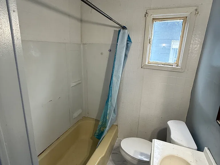 138 Poultney Ave #1 — Photo 6