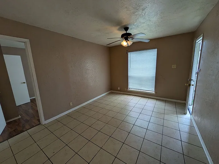 4610 Maddox St — Photo 11