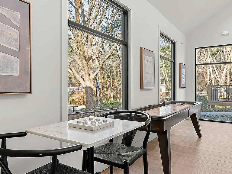 83 Reserve — Photo 19