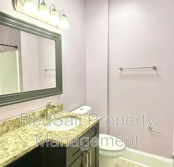 1708 Canton Ave — Photo 16