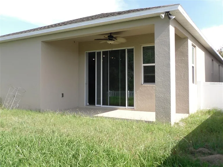 10638 Laguna Plains Dr — Photo 40