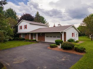 271 Shellstone Rd, Amsterdam, NY 12010