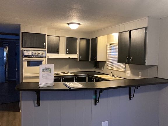 2nd image of 304 Country Elms Est