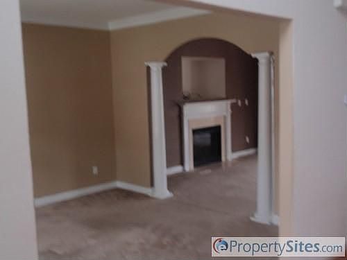 4th image of 22235 Tradewinds Dr