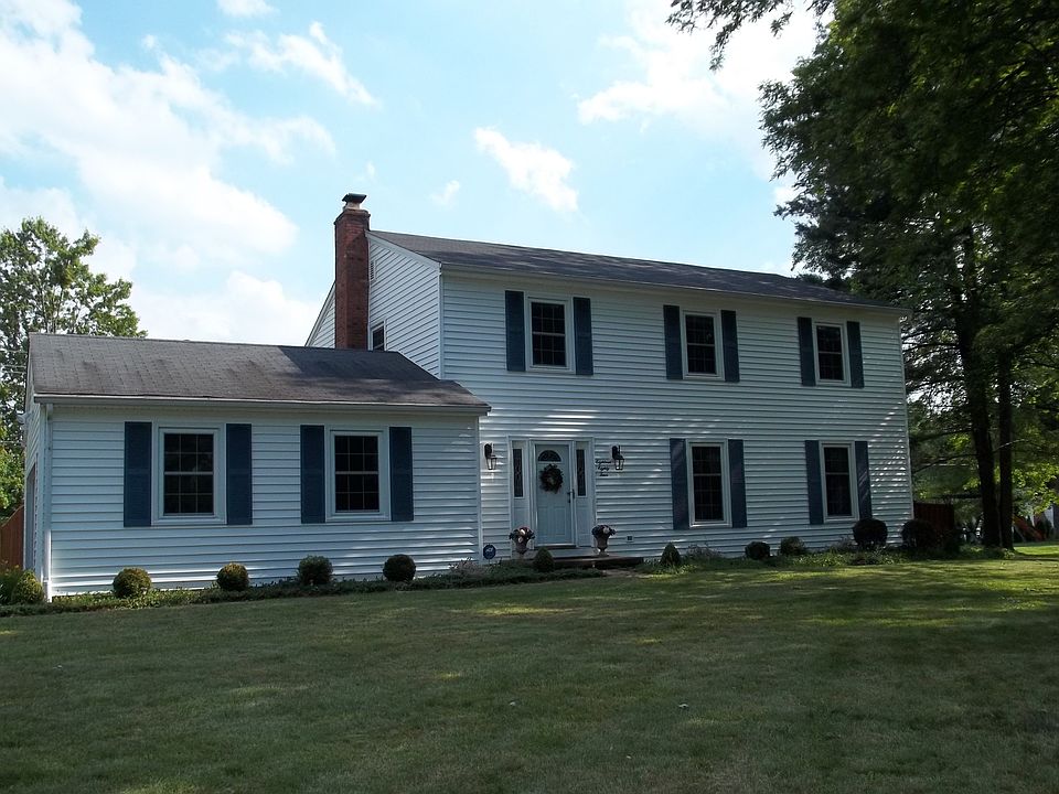 1st image of 1884 Weymouth Dr