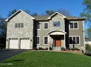 10610 Rosehaven St, Fairfax, VA 22030